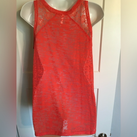 2pk Sheer Lace Trim Tank - Picture 6 of 7